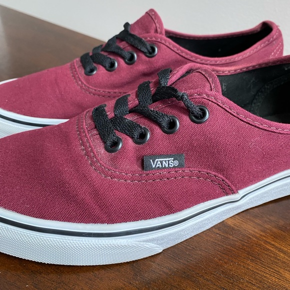 Vans Authentic Port Royale Red Black Shoes Women’s Sneaker Size 7 - Picture 3 of 9